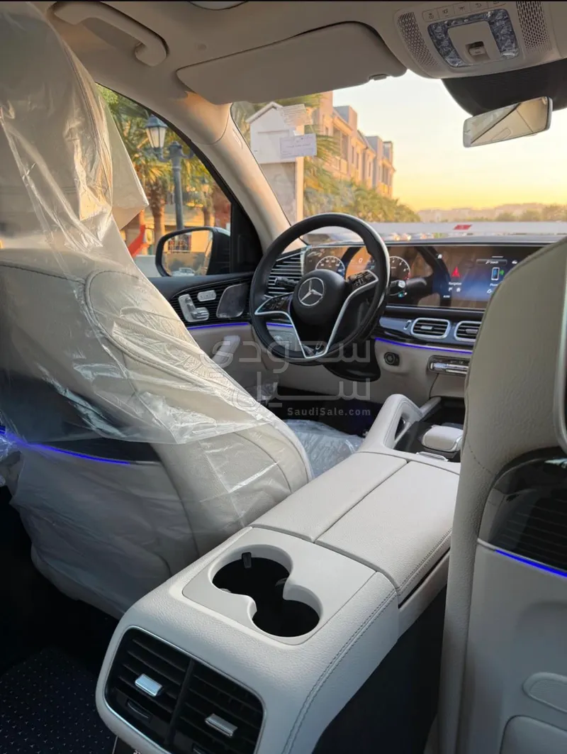 2025 مرسيدس - بنز جي إل إس 450
