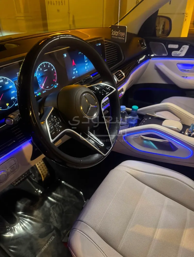 2025 مرسيدس - بنز جي إل إس 450