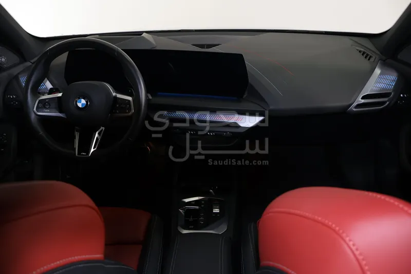 2025 بي ام دبليو الفئة الاولى 118 أي
