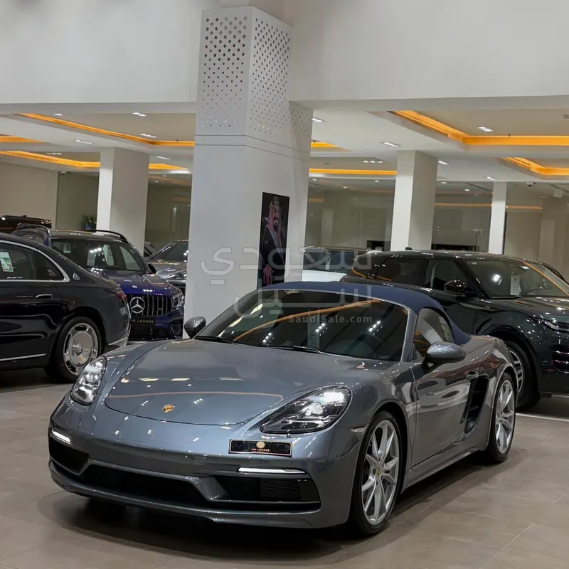 2025 بورش 718 كايمان