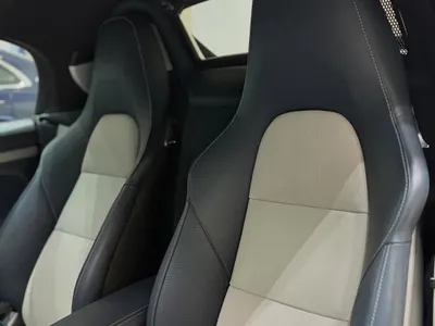 2025 بورش 718 كايمان