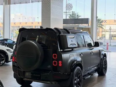 2023 لاند روفر ديفيندر 110 اتش اس اي