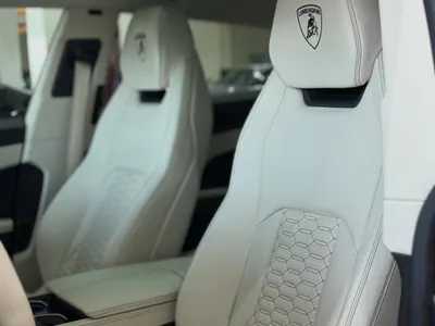 2022 لمبرجيني اوروس
