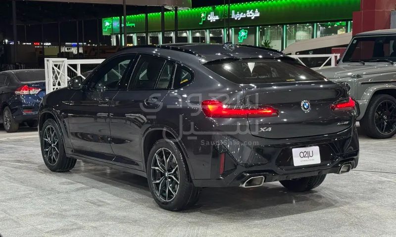 2022 بي ام دبليو الفئة اكس 4