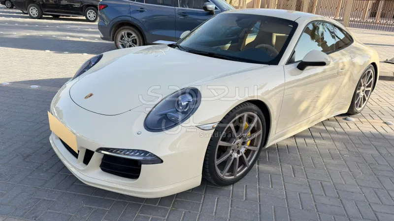 2012 بورش 911 كاريرا
