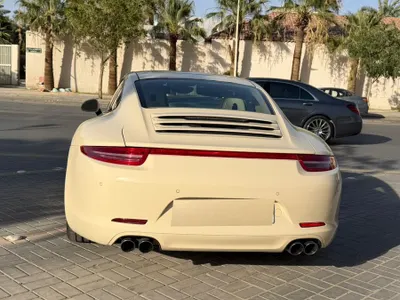 2012 بورش 911 كاريرا