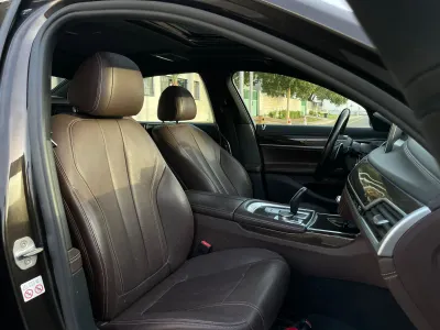 2018 بي ام دبليو الفئة السابعة 740 إل أي