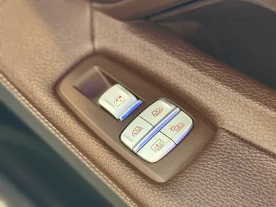 2020 بي ام دبليو الفئة السابعة 730 أي