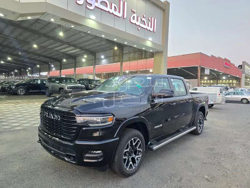 2025 دودج رام لارامي