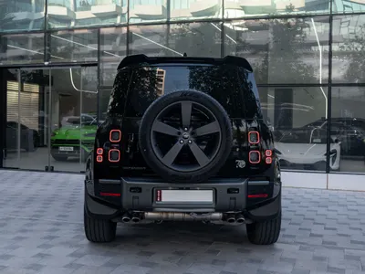 2025 لاند روفر ديفيندر V8 P525 ادشن