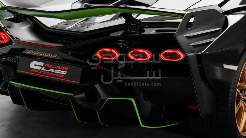 2021 لمبرجيني سيان FKP 37