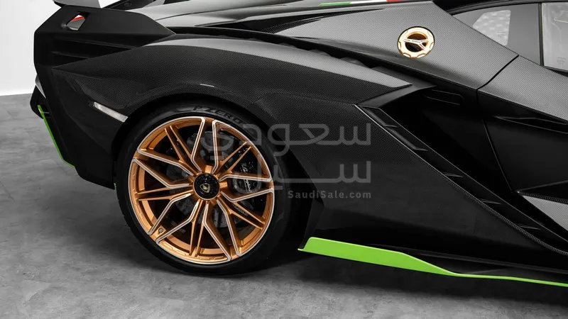 2021 لمبرجيني سيان FKP 37