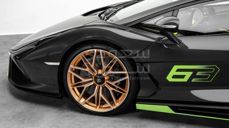 2021 لمبرجيني سيان FKP 37