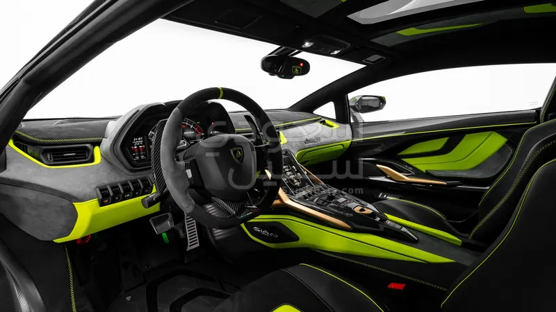 2021 لمبرجيني سيان FKP 37