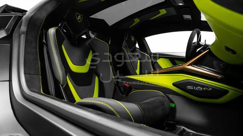 2021 لمبرجيني سيان FKP 37