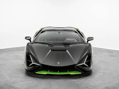 2021 لمبرجيني سيان FKP 37