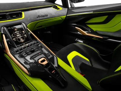 2021 لمبرجيني سيان FKP 37