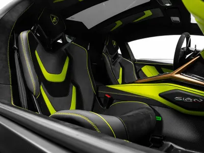 2021 لمبرجيني سيان FKP 37