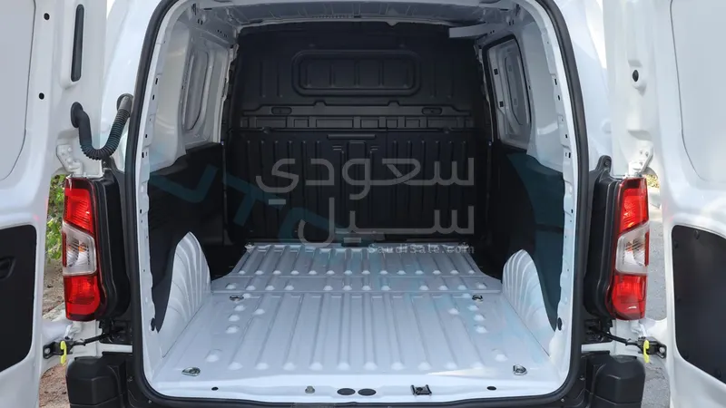 2025 فيات دوبيو
