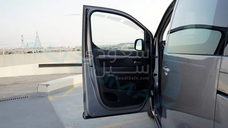 2025 فيات دوبيو