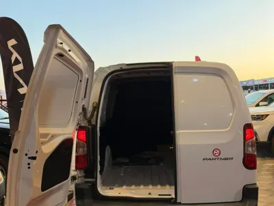 2026 بيجو بارتنر