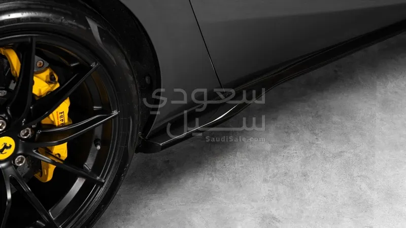 2021 فيراري 812 جي تي اس