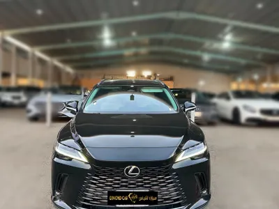 2023 لكزس أر إكس 350