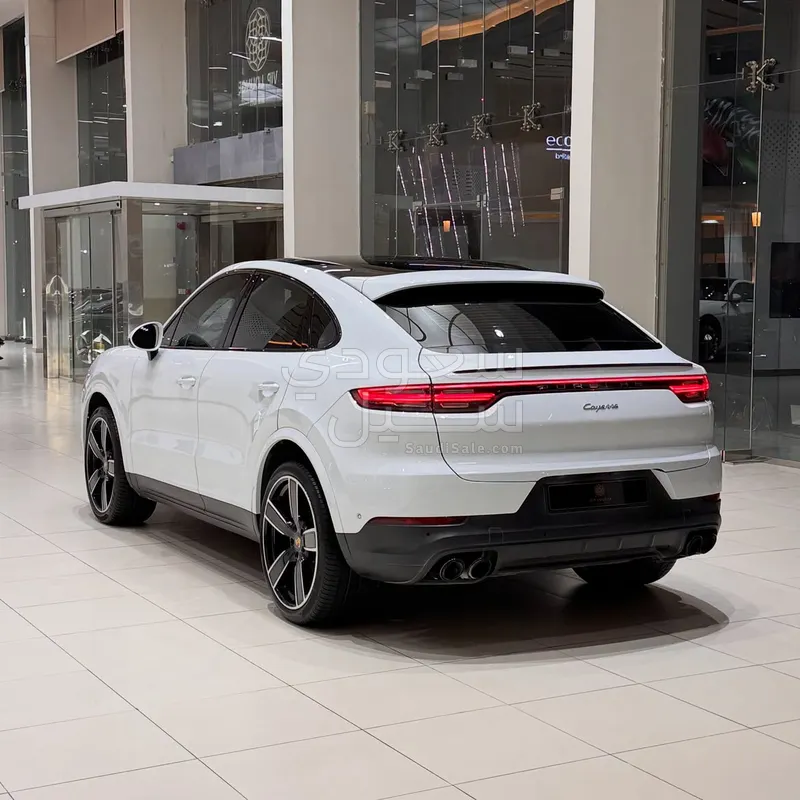 2022 Porsche Cayenne