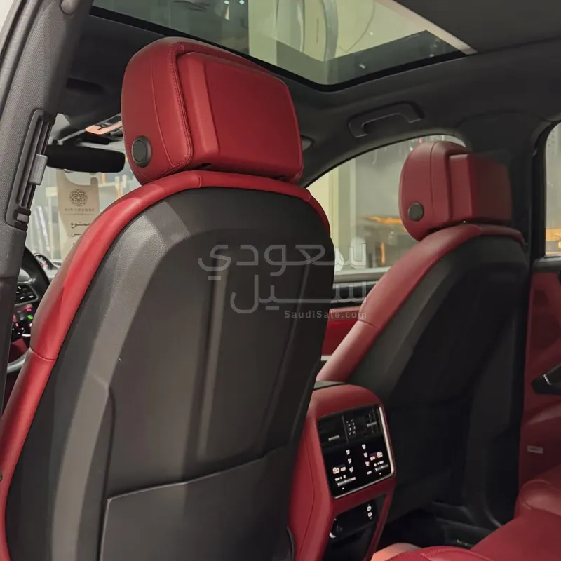 2022 Porsche Cayenne