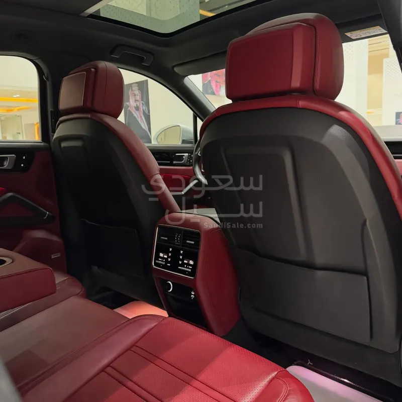 2022 Porsche Cayenne