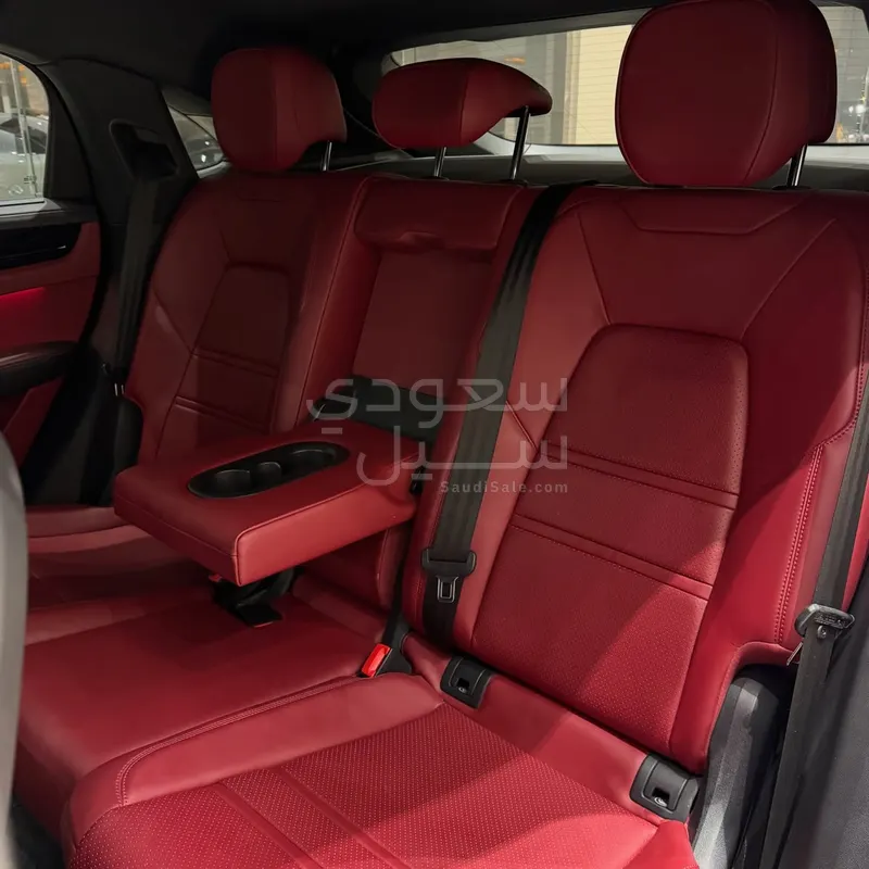2022 Porsche Cayenne