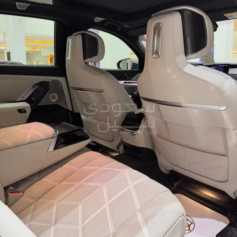 2023 بي ام دبليو الفئة السابعة 760أي