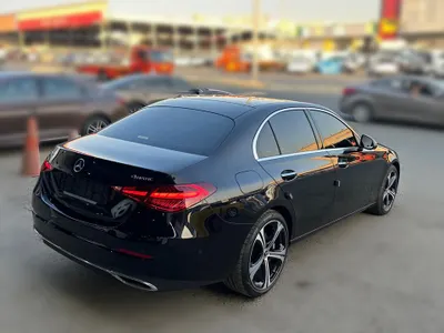 2023 مرسيدس - بنز سي 300