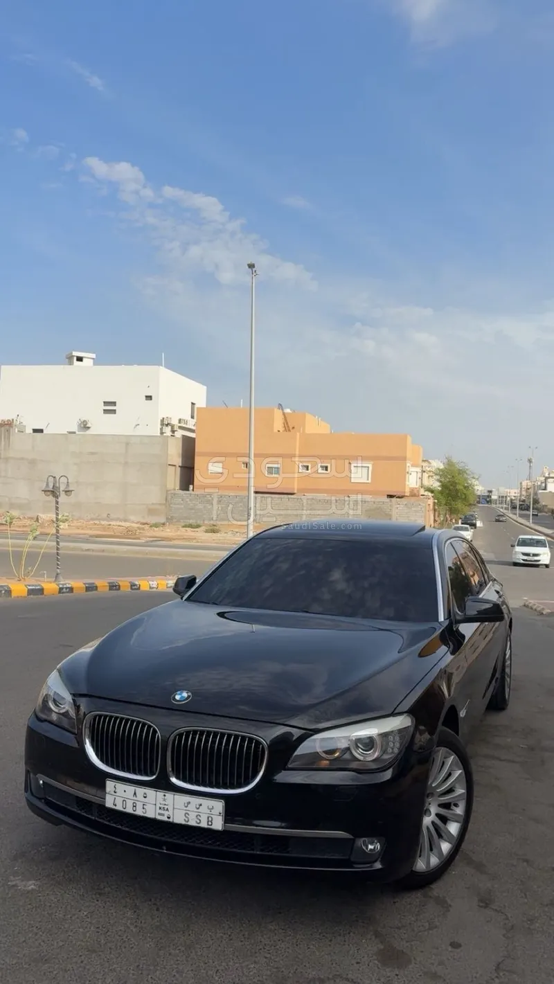 2012 بي ام دبليو الفئة السابعة 730 إل أي