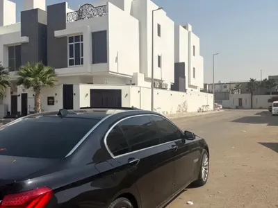 2012 بي ام دبليو الفئة السابعة 730 إل أي