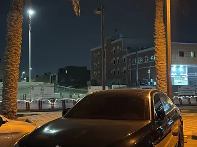 2012 بي ام دبليو الفئة السابعة 730 إل أي