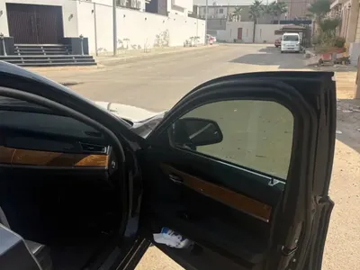 2012 بي ام دبليو الفئة السابعة 730 إل أي