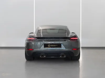 2024 بورش 718 كايمان جي تي اس
