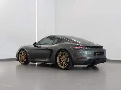 2024 بورش 718 كايمان جي تي اس