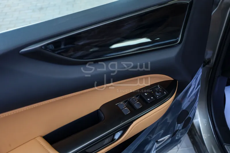 2026 لكزس إن إكس 350