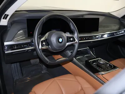 2025 بي ام دبليو الفئة السابعة 735أي