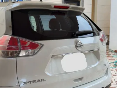 2015 نيسان اكس - ترايل