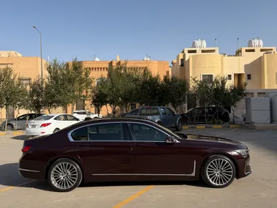 2020 بي ام دبليو الفئة السابعة 730 أي