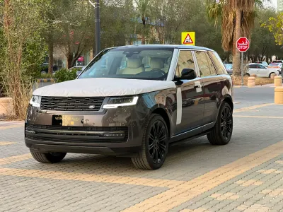 2026 لاند روفر رينج روفر اتش اس اي
