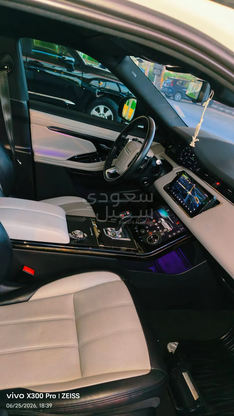 2020 لاند روفر رينج روفر ايفوك داينمك
