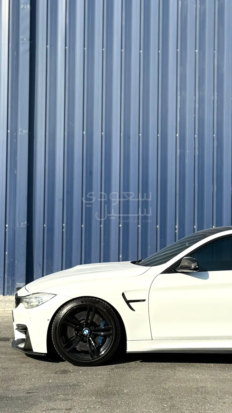 2016 بي ام دبليو الفئة ام إم 4