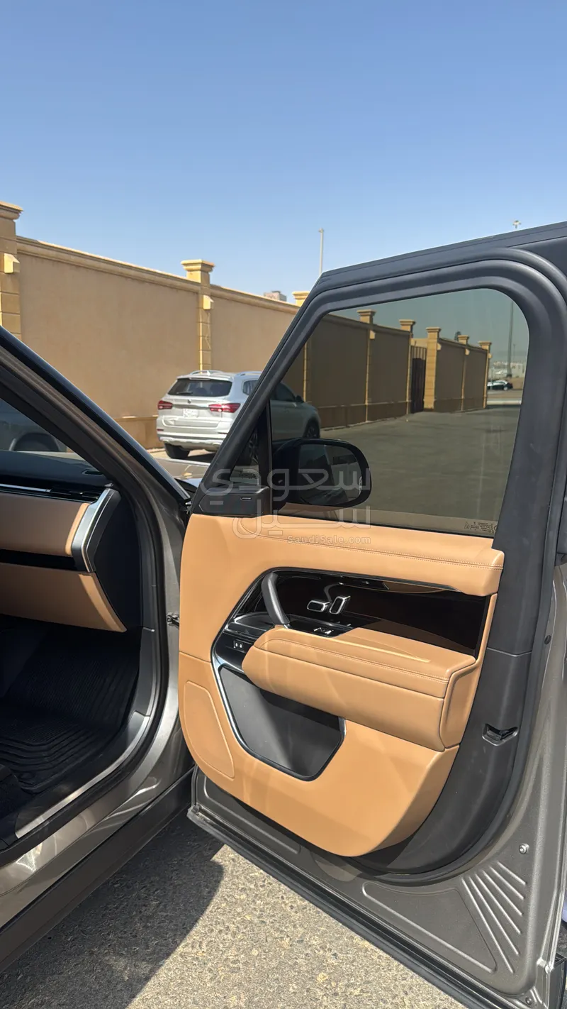 2023 لاند روفر رينج روفر فوج اس اي