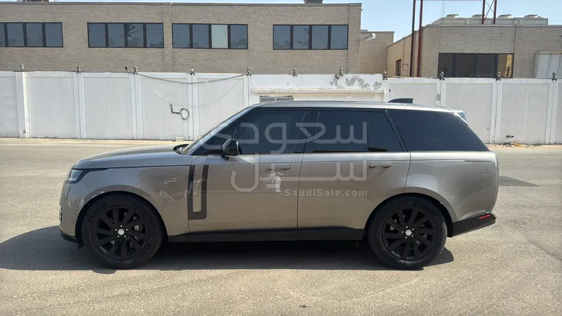 2023 لاند روفر رينج روفر فوج اس اي