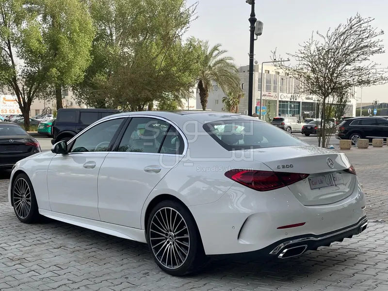 2026 مرسيدس - بنز سي 200