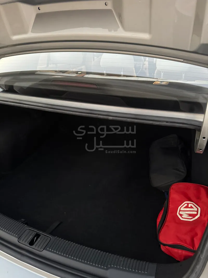 2021 ام جي ام جي 5